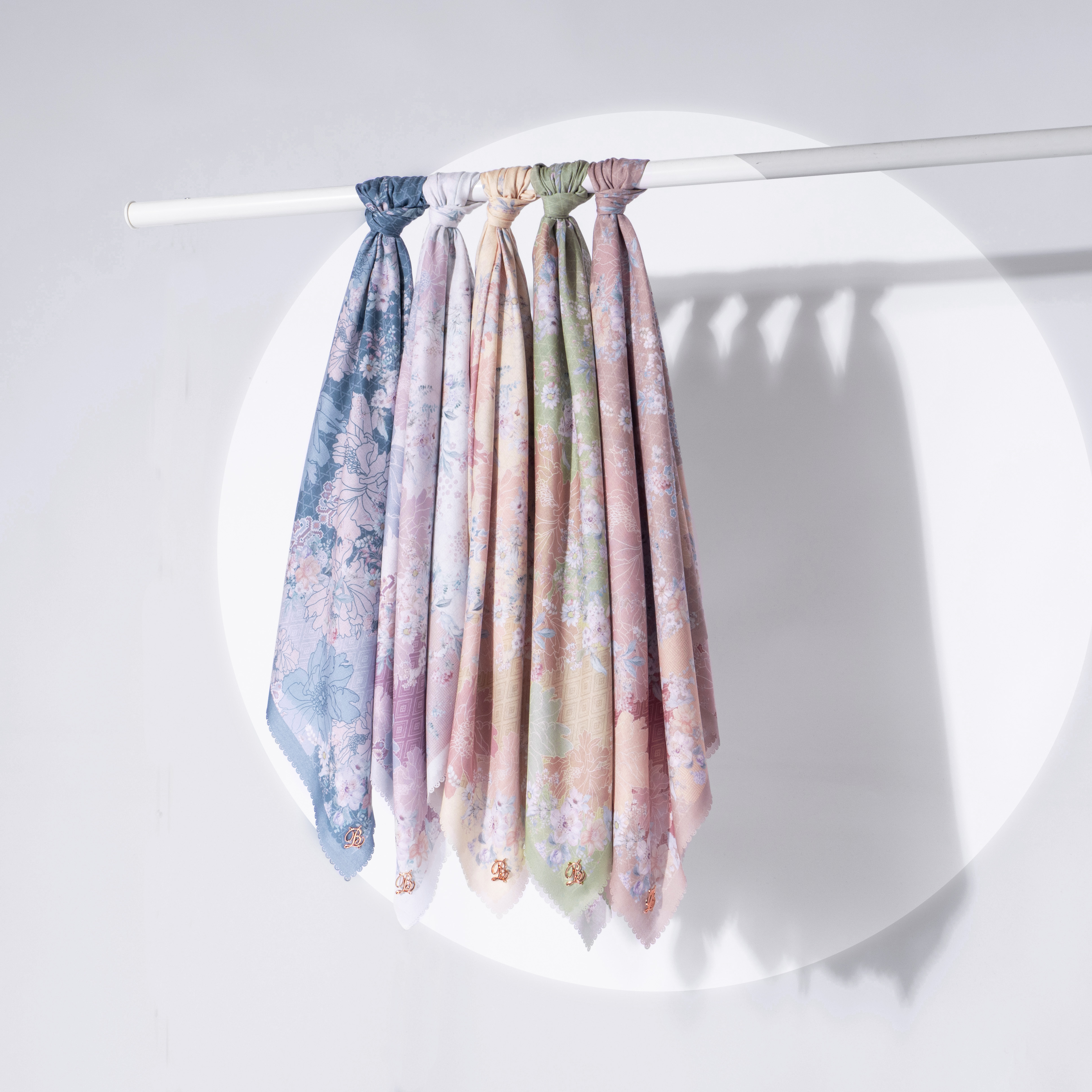 Printed Scarf, Motif Permelia